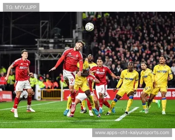 英超赛场攻防节奏加快，多队整体结构更为紧凑