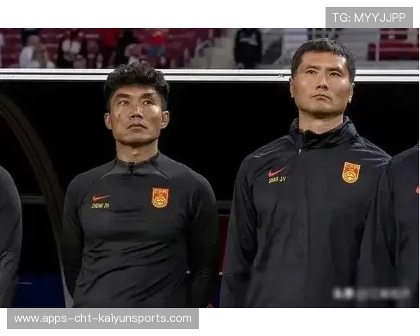 中国足球俱乐部优化教练团队结构与能力，足球教练组分工