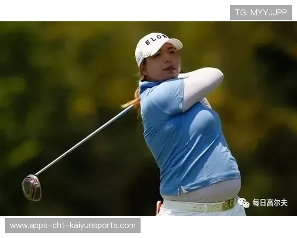 冯珊珊一年减重70斤，称“躺着瘦”不难